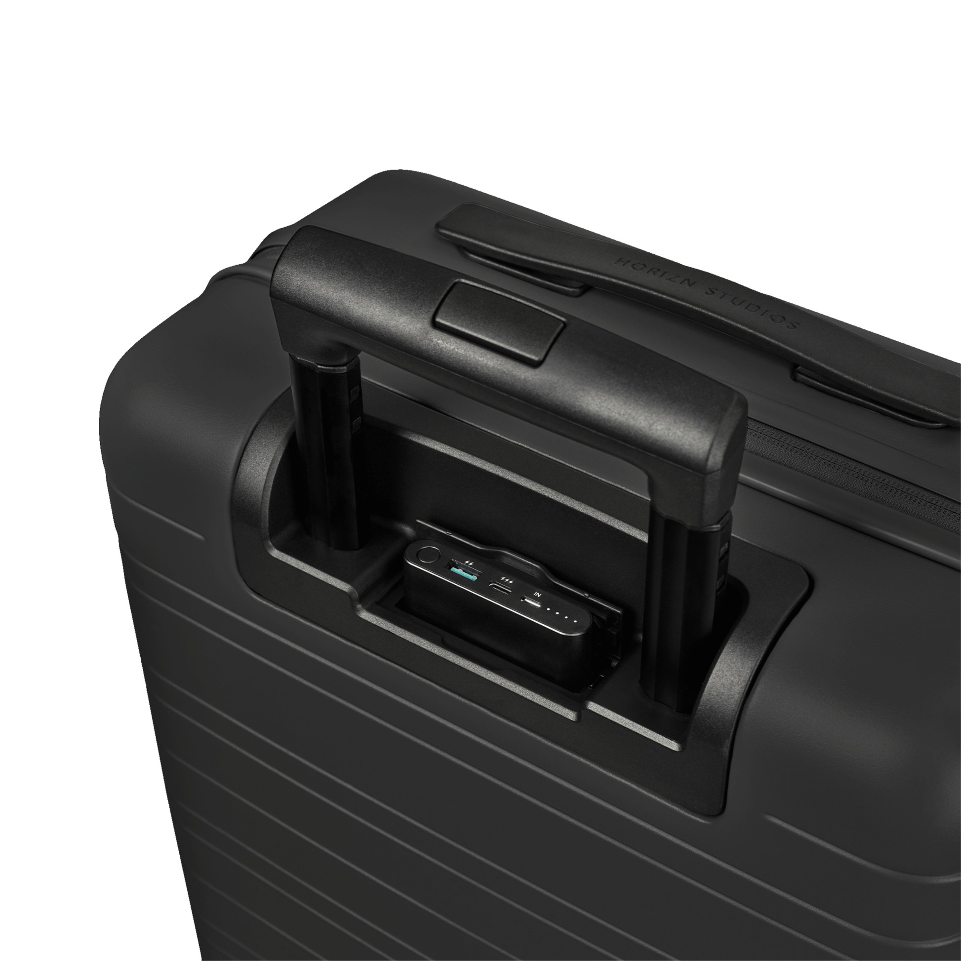 Horizn Studios - M5 Smart Cabin - Nomad Luggage
