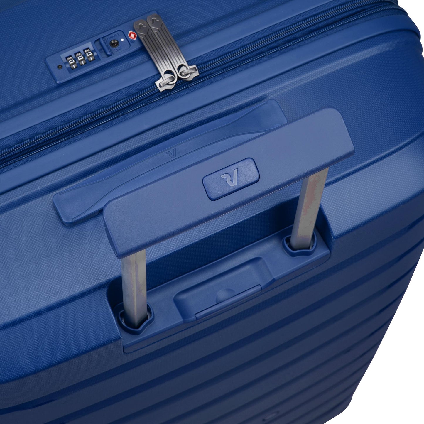 Roncato - B - Flying Medium Check - In - Nomad Luggage