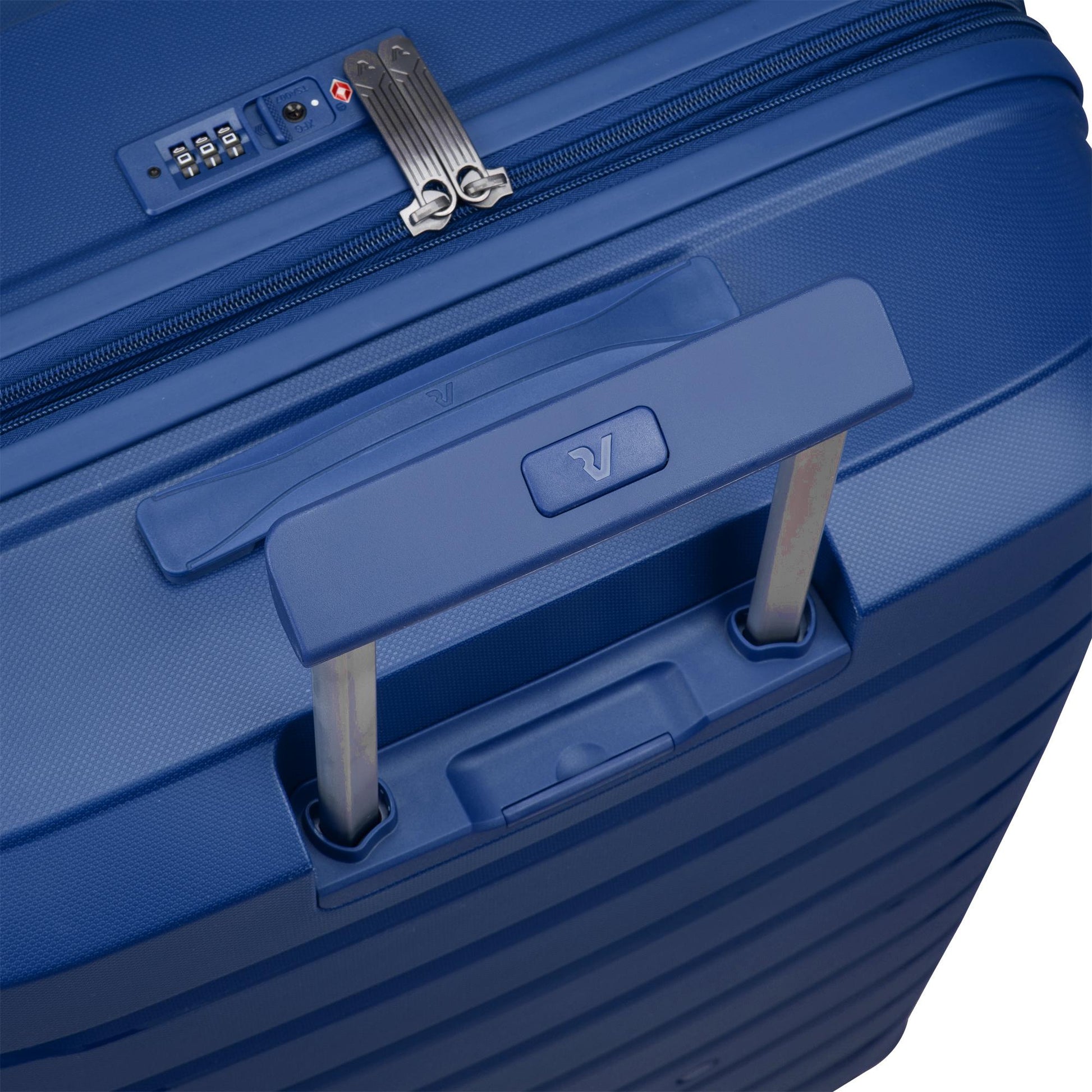 Roncato - B - Flying Medium Check - In - Nomad Luggage
