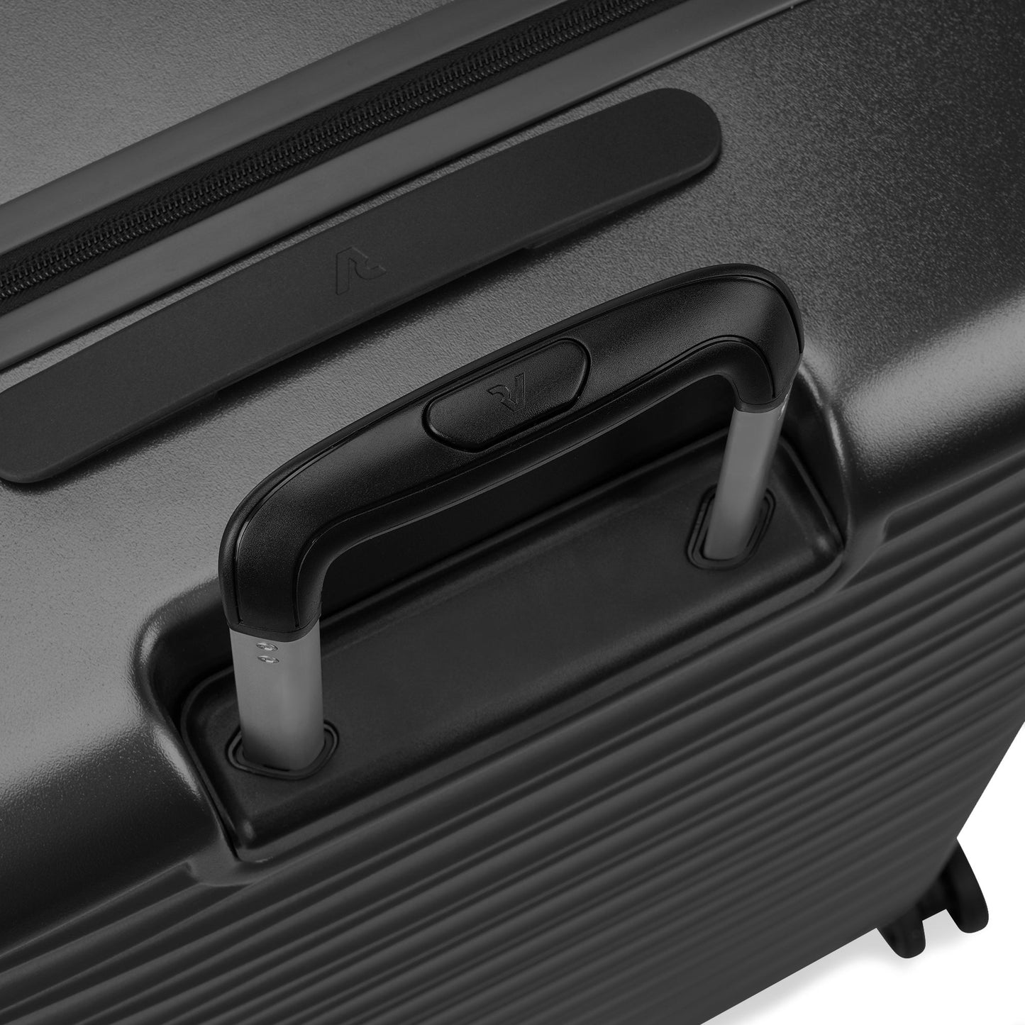 Roncato - Wave Medium Check - In - Nomad Luggage