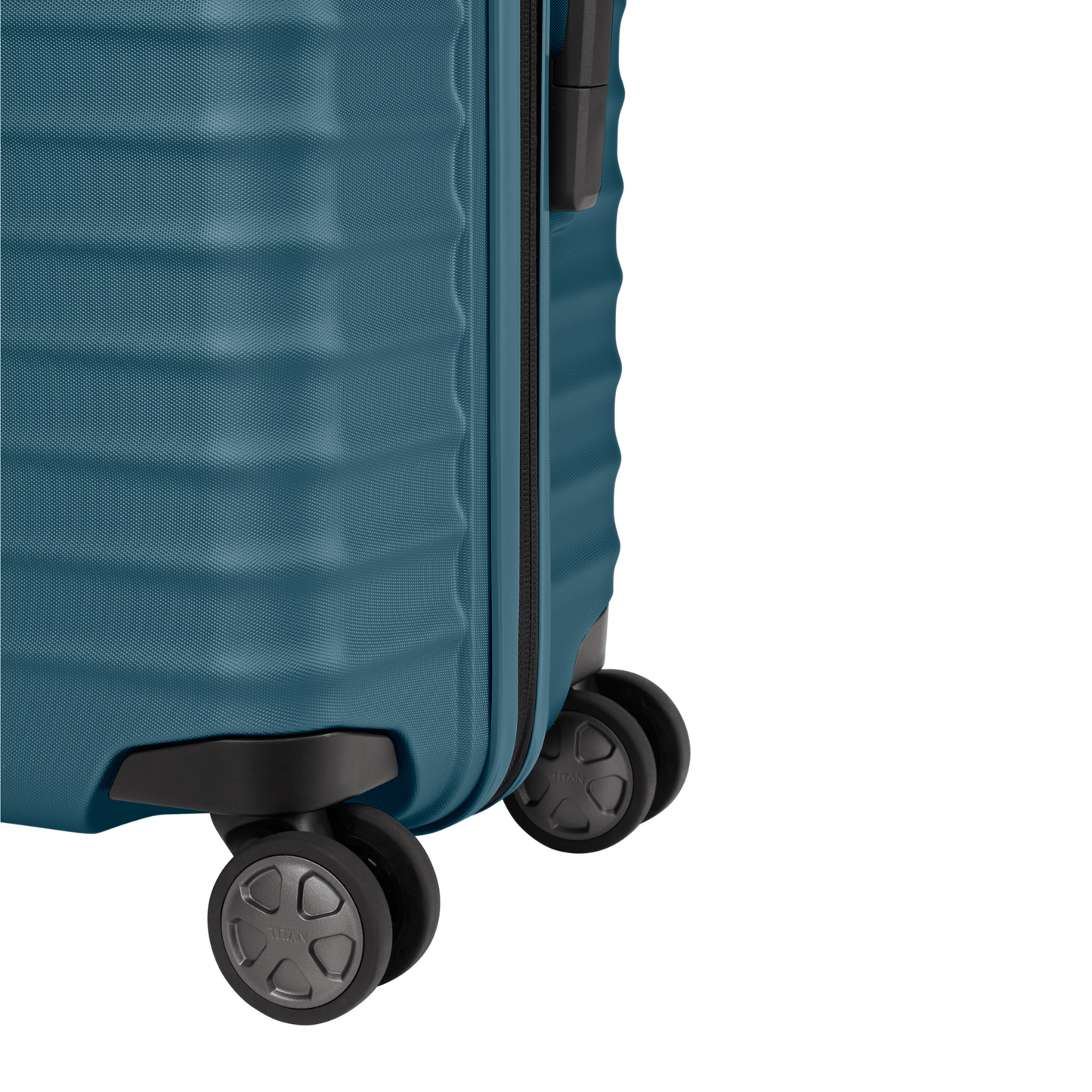 Titan - Litron Medium Check - In - Nomad Luggage