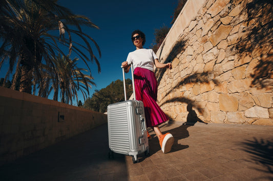 The Ultimate Guide to Suitcase Materials - Nomad Luggage