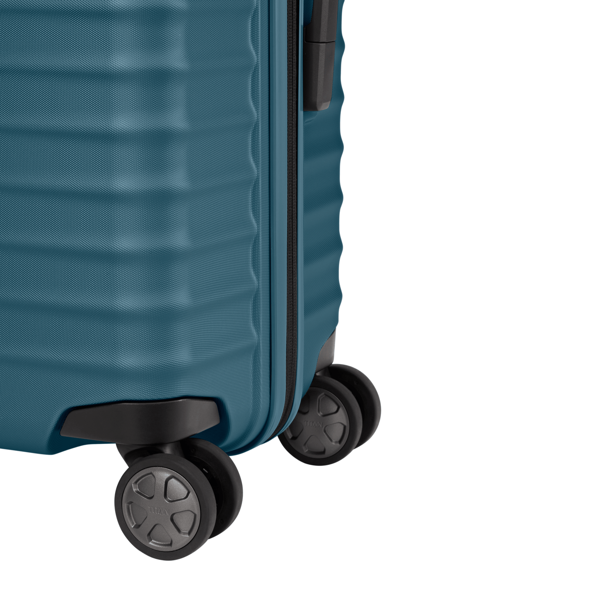 Titan - Litron Large Check - In - Nomad Luggage